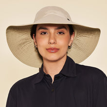Afbeelding in galerij laden, Model Front: Uv Line Chapeau Souple/Capeline San Diego Areia Kaki Upf50+