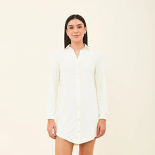 Charger l'image dans la galerie, Model Front: Uv Line Chemise Shirtdress Copenhagen Fem Off White Upf50+