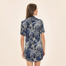Afbeelding in galerij laden, Model Back: Uv Line Chemise Shirtdress Coqueiros Marinho Upf50+