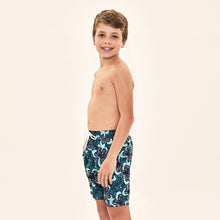 Afbeelding in galerij laden, Image 02: Uv Line Maillot De Bain Garçon Shorts Aqua Hibiscus Kids Upf50+