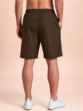 Charger l'image dans la galerie, Model Back: Uv Line Bermuda / Short Pour Homme Shorts New Fit Masc Brown Upf50+