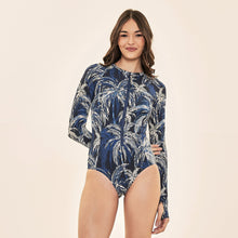 Afbeelding in galerij laden, Model Front: Uv Line Une Pièce Swimsuit Macae Coconut Palms Navy Blue Upf50+