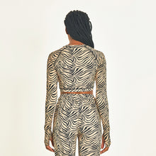 Afbeelding in galerij laden, Model Back: Uv Line Haut De Plage Top Zebra