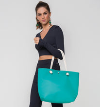 Afbeelding in galerij laden, Image 02: Uv Line Sac De Plage Silicone Bag Turquesa
