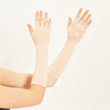 Afbeelding in galerij laden, Image 05: Uv Line Gants Long Gloves Uni Beige Upf50+
