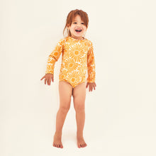 Afbeelding in galerij laden, Model Front: Uv Line Maillot De Bain Bébé Baby Solar Amarelo Upf50+
