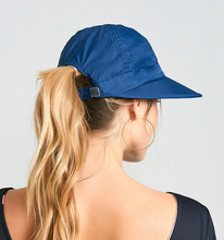 Afbeelding in galerij laden, Model Back: Uv Line Casquette Visor Nice Fem Navy Blue Upf50+
