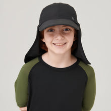 Afbeelding in galerij laden, Model Front: Uv Line Casquette Cap Legionario Teens Inf Black Upf50+

