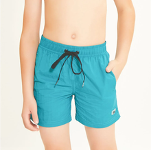 Afbeelding in galerij laden, Gallery: Uv Line Maillot De Bain Garçon Short Aqua Lucca Petroleo Upf50+
