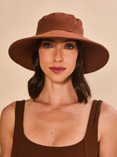 Afbeelding in galerij laden, Gallery: Uv Line Chapeau Souple/Capeline Lyon Conhaque Upf50+
