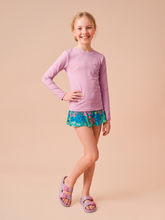 Afbeelding in galerij laden, Model Front: Uv Line T-Shirt Longsleeve Uvpro Kids Rose Upf50+
