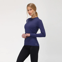 Afbeelding in galerij laden, Image 02: Uv Line T-Shirt Longsleeve Uvpro Fem Navy Blue Upf50+
