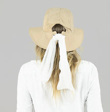 Afbeelding in galerij laden, Model Back: Uv Line Chapeau Souple/Capeline San Remo Areia Offwhite Upf50+
