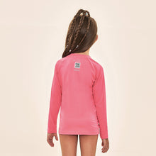 Afbeelding in galerij laden, Model Back: Uv Line T-Shirt Acqua Qr Code Chiclete Fluor Upf50+
