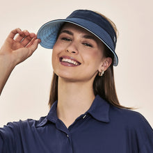 Afbeelding in galerij laden, Model Front: Uv Line Visière Visor Bali Fem Navy Light Blue Upf50+
