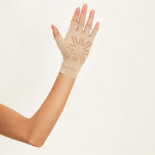 Afbeelding in galerij laden, Image 04: Uv Line Gants Meduim Gloves Long Fingerss Uni Beige Upf50+
