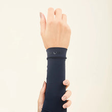 Afbeelding in galerij laden, Sun-Protection Sleeve Navy UPF50+
