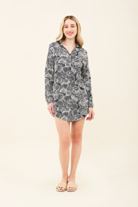Model Front: Uv Line Chemise Shirtdress Dalia Marinho Upf50+