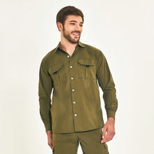 Afbeelding in galerij laden, Model Front: Uv Line Fitness Haut Tenerife Verde Militar Upf50+
